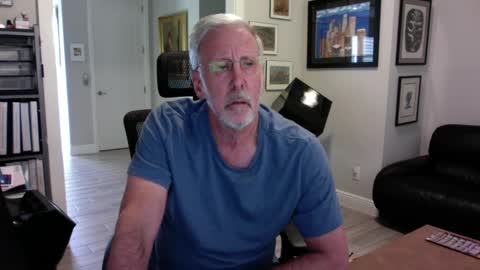 Snapshot of bustinout99 chatting on 1, 12, 2024 afternoon wood online show from 1, 12, 2024