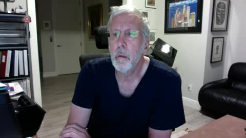 Snapshot of bustinout99 chatting on 21, 12, 2024 afternoon wood online show from 21, 12, 2024