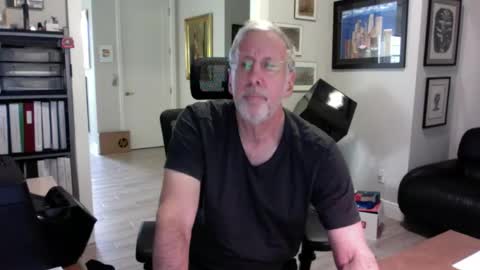 Snapshot of bustinout99 chatting on 15, 1, 2025 afternoon wood online show from 15, 1, 2025