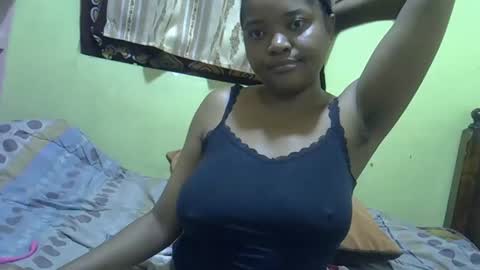 busty kenzi online show from 24, 12, 2024