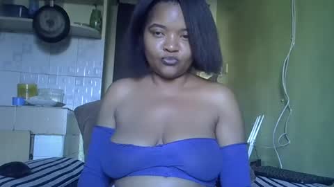 busty kenzi online show from 20, 1, 2025