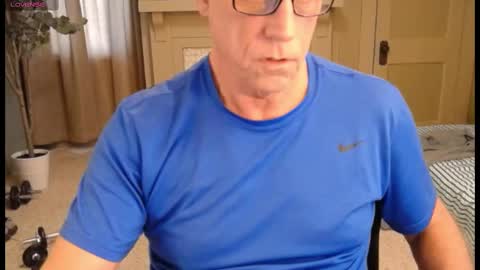 Miles online show from 11, 11, 2025