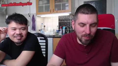 Snapshot of bux404 chatting on 5, 1, 2025 Pete online show from 5, 1, 2025