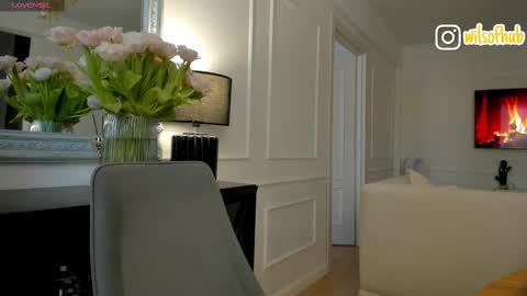 Snapshot of bzzzme chatting on 10, 3, 2025 My name is Sofia I will be glad if you spend your time with me 3 online show from 10, 3, 2025