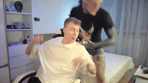 Snapshot of c10h15on chatting on 8, 1, 2026 c10h15on online show from 8, 1, 2026