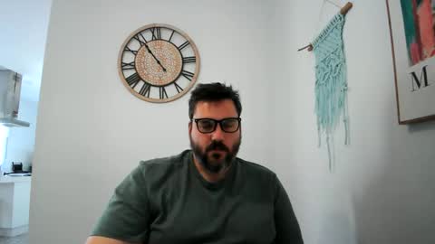 Snapshot of c66752837 chatting on 22, 5, 2026 clark kent online show from 22, 5, 2026