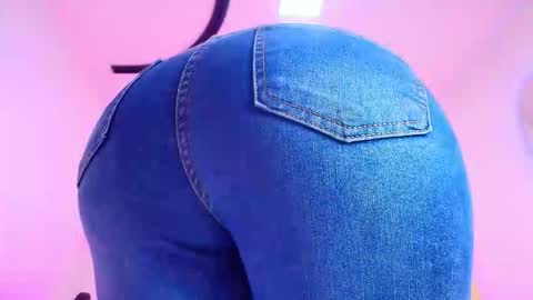 Snapshot of c_fox_ chatting on 5, 2, 2026 Carolina online show from 5, 2, 2026