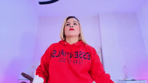 Snapshot of c_fox_ chatting on 11, 2, 2026 Carolina online show from 11, 2, 2026