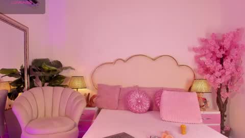 Cahitlin  online show from 2, 5, 2026