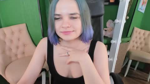 Snapshot of caitlin_crazy chatting on 3, 12, 2025 Gina online show from 3, 12, 2025