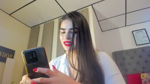 caitlingomez0 online show from 14, 1, 2026