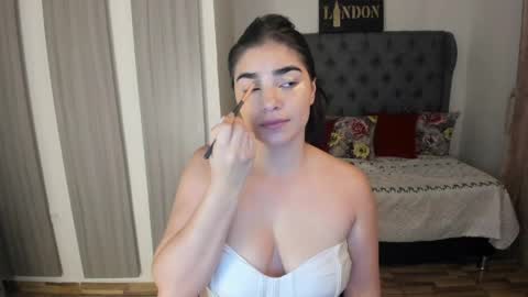 caitlingomez0 online show from 31, 3, 2026