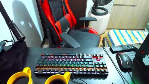 Snapshot of calihotcaliente27 chatting on 14, 1, 2025 calihotcaliente27 online show from 14, 1, 2025