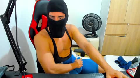 Snapshot of calihotcaliente27 chatting on 20, 1, 2025 calihotcaliente27 online show from 20, 1, 2025