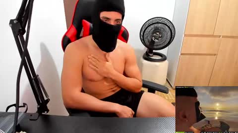 Snapshot of calihotcaliente27 chatting on 10, 2, 2025 calihotcaliente27 online show from 10, 2, 2025