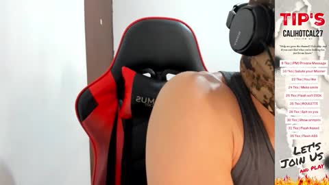 Snapshot of calihotcaliente27 chatting on 2, 11, 2025 calihotcaliente27 online show from 2, 11, 2025