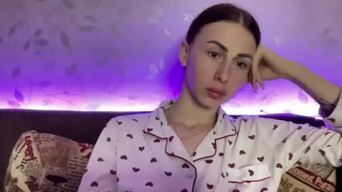 Anna online show from 6, 3, 2025