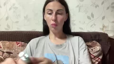 Anna online show from 5, 10, 2025