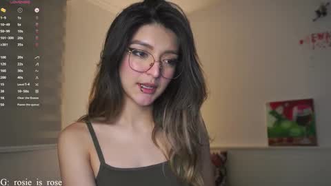 Snapshot of call_me_rosie chatting on 4, 3, 2025   online show from 4, 3, 2025