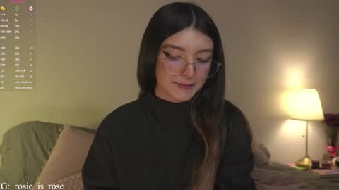 Snapshot of call_me_rosie chatting on 7, 10, 2025   online show from 7, 10, 2025