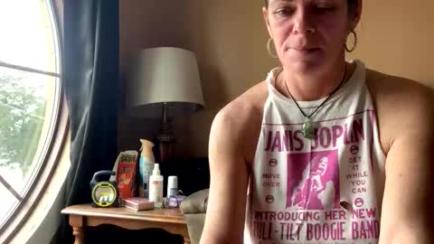 Snapshot of calli_girl420 chatting on 5, 2, 2026 Calli online show from 5, 2, 2026