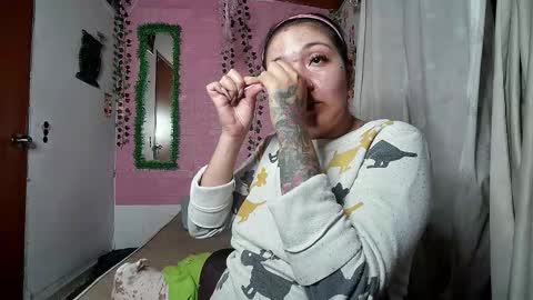Snapshot of callme_lolas chatting on 2, 2, 2026 paula online show from 2, 2, 2026