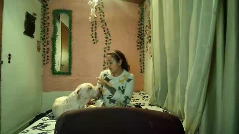 Snapshot of callme_lolas chatting on 6, 2, 2026 paula online show from 6, 2, 2026
