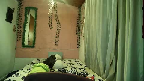 Snapshot of callme_lolas chatting on 12, 2, 2026 paula online show from 12, 2, 2026
