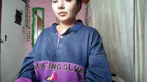 Snapshot of callme_lolas chatting on 15, 2, 2026 paula online show from 15, 2, 2026