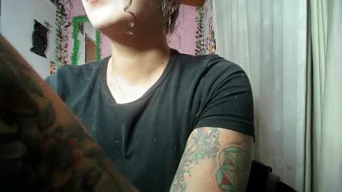 Snapshot of callme_lolas chatting on 18, 2, 2026 paula online show from 18, 2, 2026