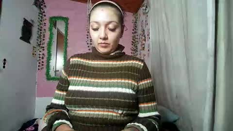 Snapshot of callme_lolas chatting on 7, 3, 2026 paula online show from 7, 3, 2026