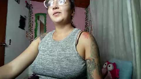 Snapshot of callme_lolas chatting on 24, 3, 2026 paula online show from 24, 3, 2026
