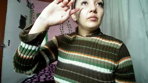 Snapshot of callme_lolas chatting on 1, 4, 2026 paula online show from 1, 4, 2026