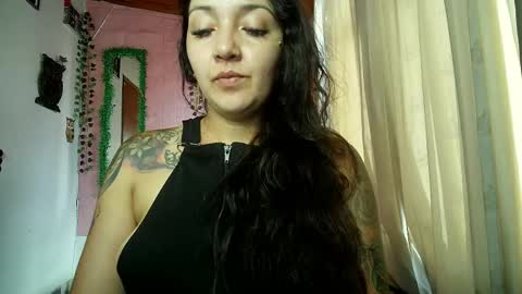 Snapshot of callme_lolas chatting on 2, 4, 2026 paula online show from 2, 4, 2026