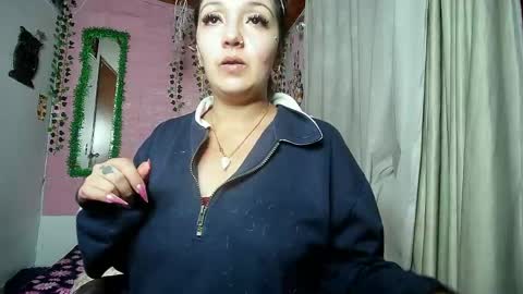 Snapshot of callme_lolas chatting on 9, 4, 2026 paula online show from 9, 4, 2026