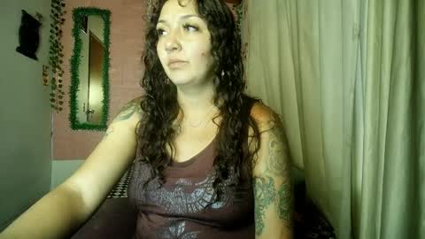 Snapshot of callme_lolas chatting on 24, 5, 2026 paula online show from 24, 5, 2026