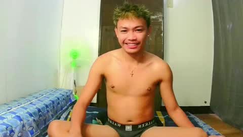 Snapshot of callmebabyceejay_ chatting on 25, 4, 2026 Ceejay online show from 25, 4, 2026