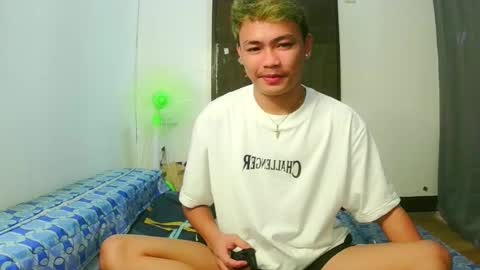 Snapshot of callmebabyceejay_ chatting on 26, 4, 2026 Ceejay online show from 26, 4, 2026