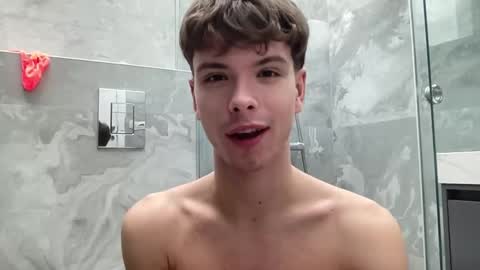 Snapshot of calvin_loves_you chatting on 20, 12, 2024 Hey I am Calvin online show from 20, 12, 2024