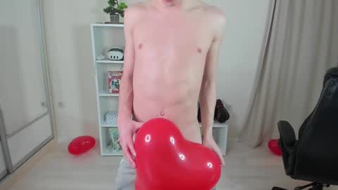 Snapshot of calvin_loves_you chatting on 15, 2, 2025 Hey I am Calvin online show from 15, 2, 2025