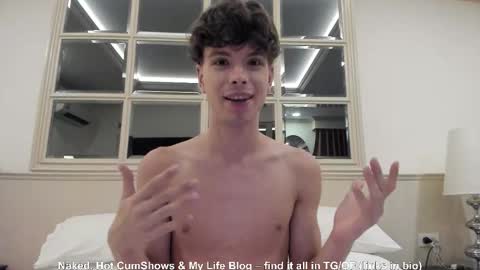 Snapshot of calvin_loves_you chatting on 26, 9, 2025 Hey I am Calvin online show from 26, 9, 2025