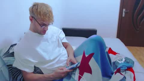 Snapshot of calvinjohnlad chatting on 19, 1, 2025 Calvinjohnlad online show from 19, 1, 2025