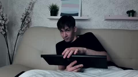 Calvin Owens online show from 16, 2, 2025