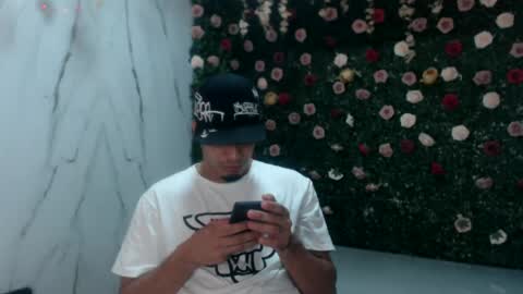 Snapshot of cam_xman chatting on 9, 6, 2026 cam_xman online show from 9, 6, 2026
