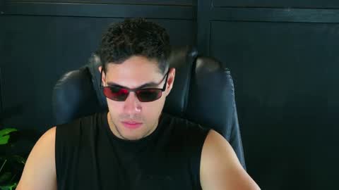 camara110 online show from 6, 3, 2025