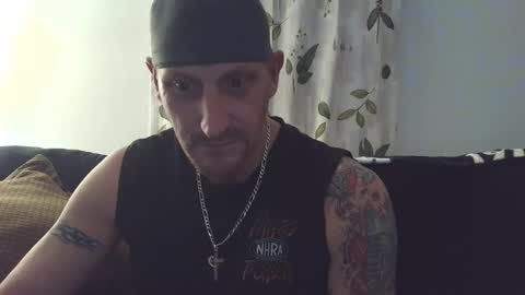 Snapshot of camaro383ci1994 chatting on 22, 1, 2025 Chillaxin lets talk online show from 22, 1, 2025