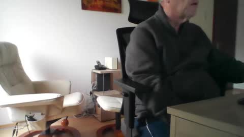 camcologne online show from 19, 12, 2025