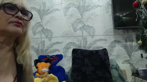 CamDiva1 online show from 10, 3, 2025