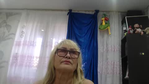 CamDiva1 online show from 27, 9, 2025