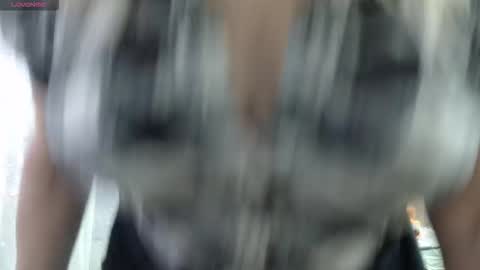 Snapshot of camdiva1 chatting on 15, 11, 2025 CamDiva1 online show from 15, 11, 2025